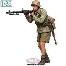 SOL Model 2차대전 독일군 Sd.kfz.250/3 사수 with MG34 (프라모델)