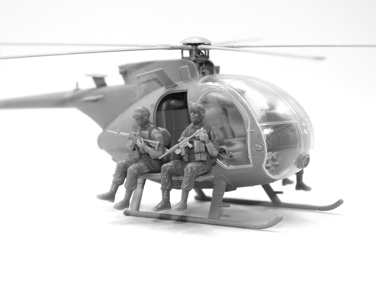 ICM Delta Force Assault Team with MH-6J (Plastic model) image 7