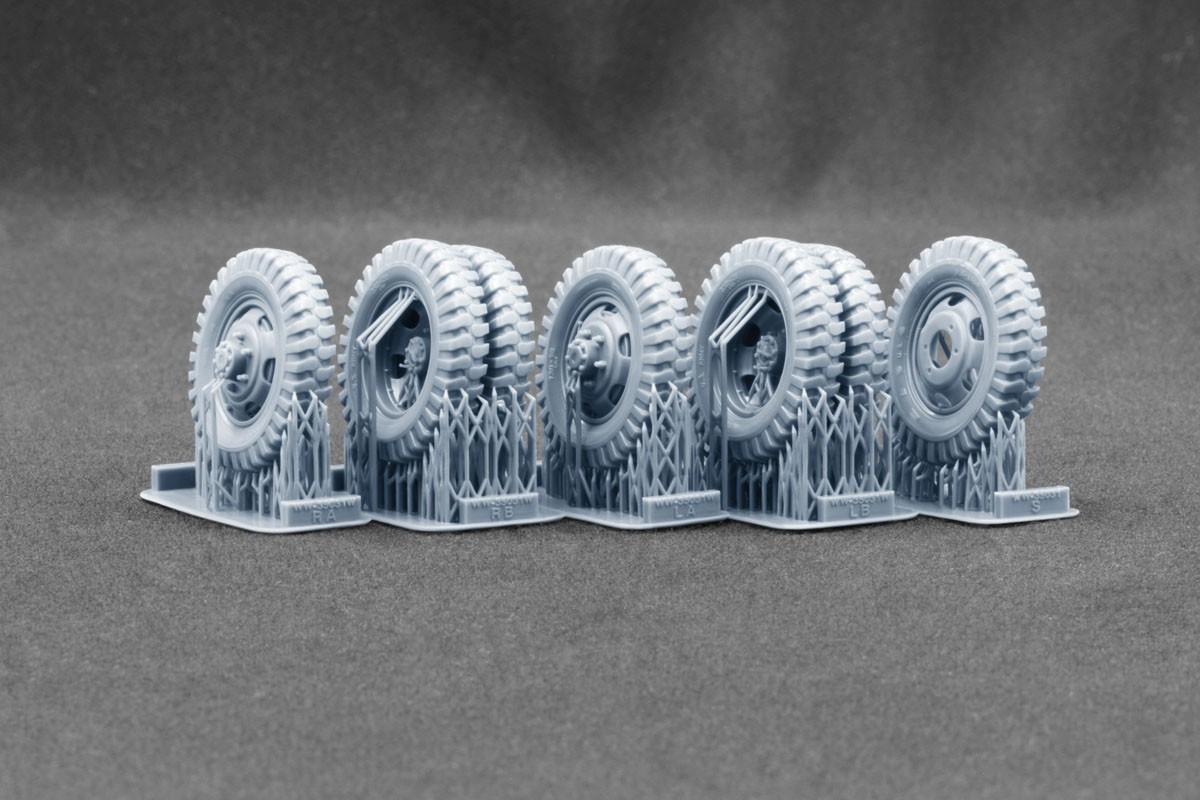 Scale X G506 Cargo Truck Sure Grip Weighted WheelSet, (for ICM, MiniArt) (Plastic model) imagen 3