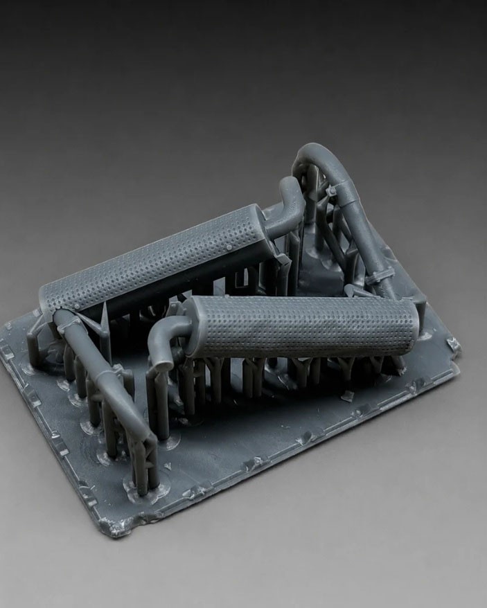 Rado Miniatures WWII Hetzer early exhaust w/mesh factory new and dented (Set of 2) (for TAKOM) (Plastic model) Bild 3