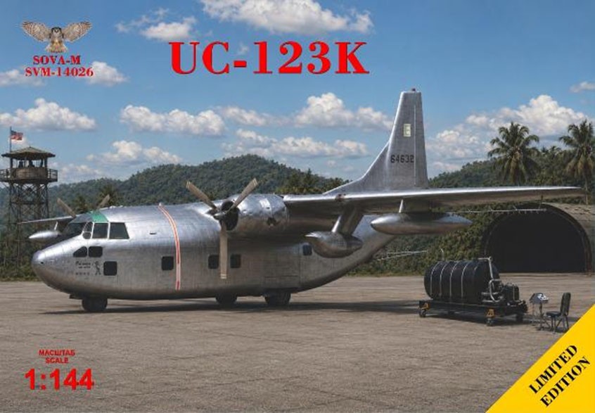 Sova-M UC-123K Provider `Operation Ranch Hand` (Plastic model) Bild 2