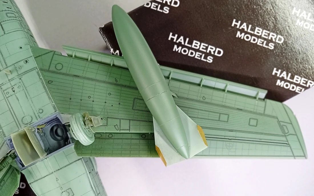 Halberd Models North American F-86H Sabre `HOG` (Plastic model) gambar 7