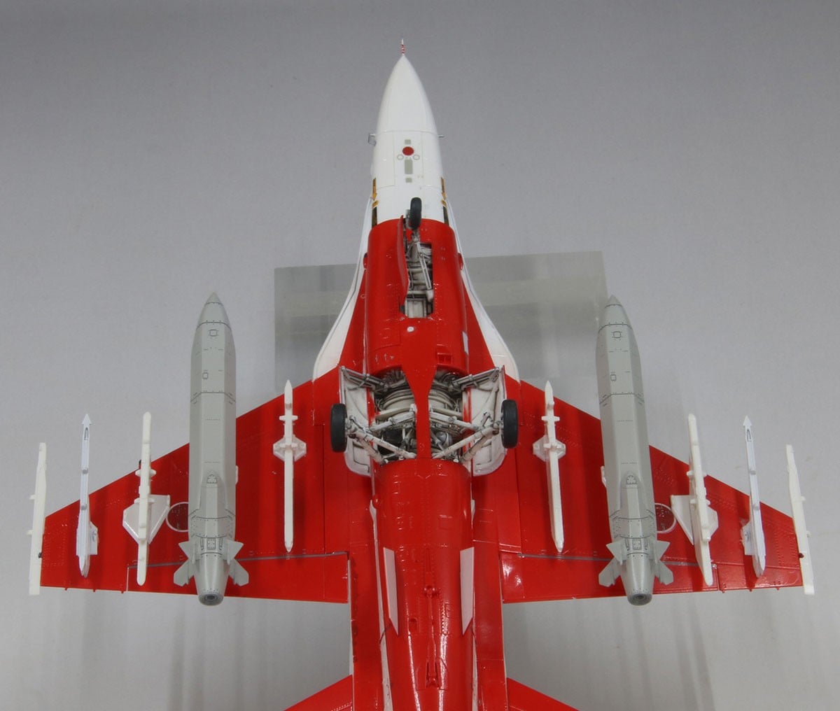 Fine Molds 항공자위대 F-2B `비행개발실험단 #101` with 12식 지대함 유도탄 (프라모델) 이미지 7
