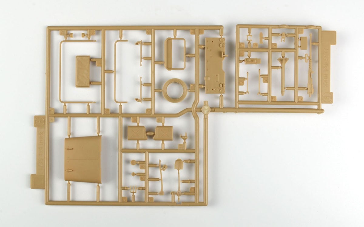 DRAMi Model WW.II 미군 1/4톤 4x4 경장갑차 w/50구경 기관총 w/에칭파츠 (프라모델) 이미지 4
