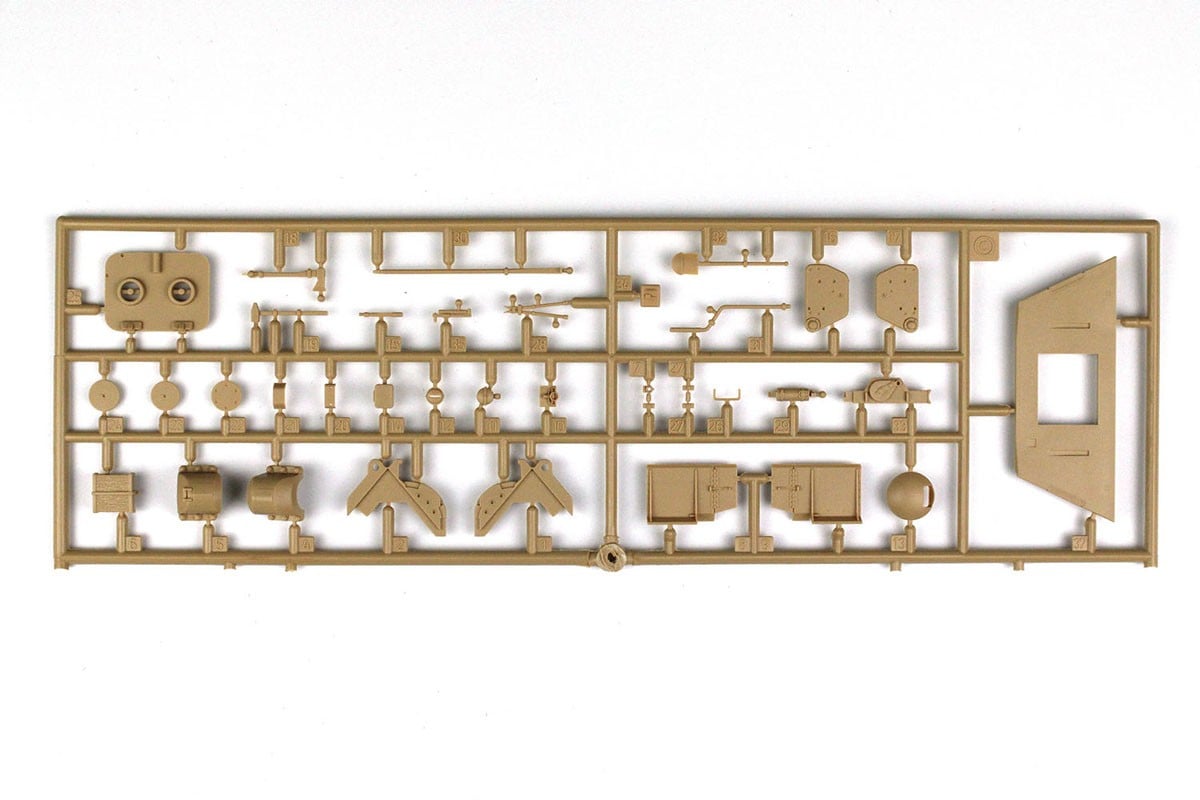DRAMi Model 2차대전 독일군 Sd.Kfz.182 킹 타이거 포르쉐 포탑 w/짐머리트 (프라모델) 이미지 4