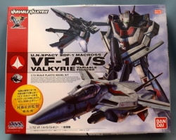 Bandai Variable Valkyrie VF-1A/S Valkyrie Ichijo Hikaru's Machine 1/72