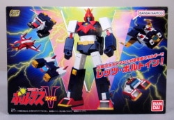 Bandai SMP [SHOKUGAN MODELING PROJECT] Chodenji Machine: Voltes V Super Electromagnetic Machine Voltes V image 1