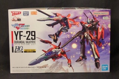 Bandai HG YF-29 Durandal Valkyrie ( Alto Saotome model)