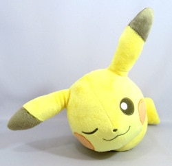 Bandai Spirits Ichiban Kuji Pokemon Fantasy Closet A-Prize Pikachu Plush Stuffed Toy Bild 1
