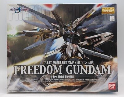 Bandai MG 1/100 Mobile Suit Gundam Seed DESTINY Freedom Gundam(Extra Finish version) Bild 1