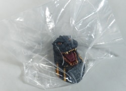 Bandai Spirits Ichiban Kuji Godzilla Kaiju Dance Wild Things E-Prize Burning Godzilla Monster head Magnet