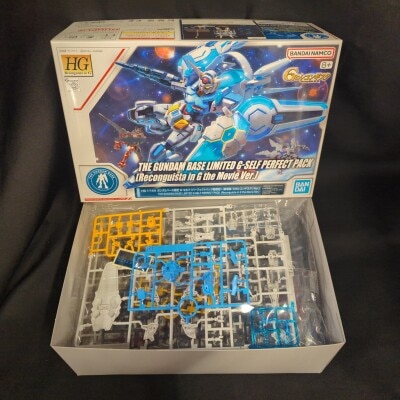 Bandai Spirits HG 1/144 Gundam Base Limited Mobile Suit Gundam Reconguista in G G-Self(Perfect Pack Equipped) Movie Version"Reconguista in G" Ver. Bild 1