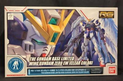 Bandai RG Mobile Suit Gundam Wing Endless Waltz Wing Gundam Zero EW Clear Color Gundam Base Limited Bild 1