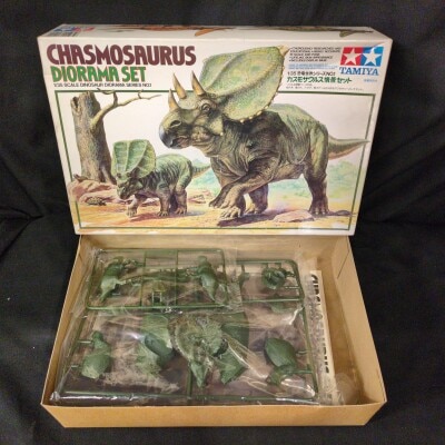 Tamiya 1/35Dinosaur World series Chasmosaurus Scene set/Dinosaur World series 1
