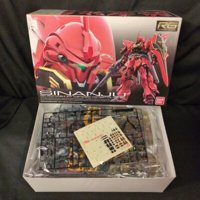 Bandai RG 1/144 Mobile Suit Gundam Unicorn Sinanju