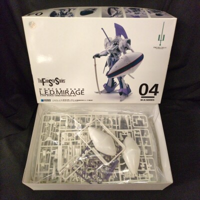 Wave The Five Star Stories Red Mirage Pre-production Model 2989 Chorus Battle Specification / The Five Star Stories 1/144