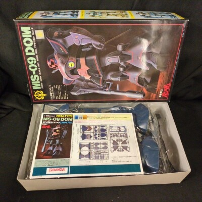 Bandai 1/100 Real Type Dom
