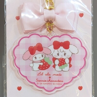 Sanrio Lil ala mode x Sanrio Characters Atari Kuji, January 5, 2026. charm Pink