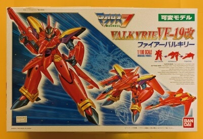 Bandai 1/10 0 scale transformable model VF19 modified Fire Valkyrie image 1