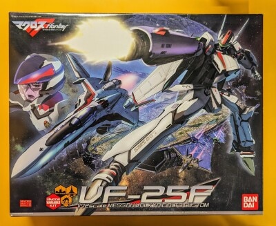 Bandai 1/72 3-form Kanzen Henkei model VF-25F Messiah Valkyrie Alto type 1