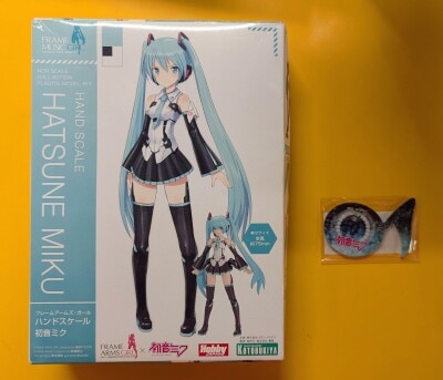 Kotobukiya Frame Music Girl Scale Hatsune Miku ( Kotobukiya Shop Limited Edition With Bonus)