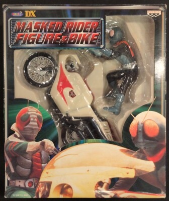 Banpresto figures and bike Kamen Rider Kamen Rider Kamen Rider old No. 1 and old Cyclone Bild 1