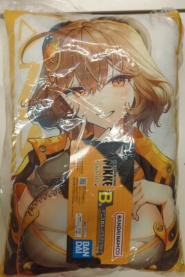Bandai Spirits Ichiban Kuji Goddess of Victory: NIKKE CHAPTER2 B-Prize Anise's Fluffy Cushion Bild 1