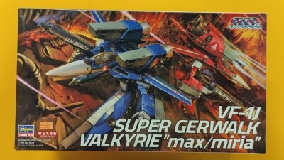 Hasegawa / scale VF-1J Super Gawalk Valkyrie Max/Miria machine