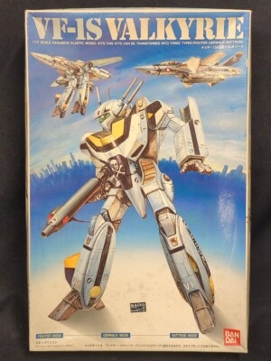 Bandai 1/72 scale VF-1S Variable Valkyrie Bild 1