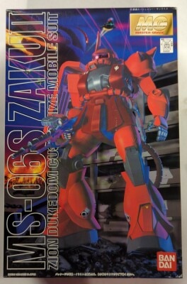 Bandai MG 1/100 Mobile Suit Gundam MS06-S Zaku II