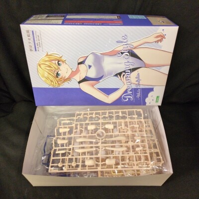 Kotobukiya Sousai Shoujo Teien Saotome Rui [Momozakura High School - Swimsuit] Dreaming Style White Dolphin gambar 1