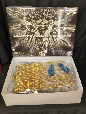 Bandai Spirits MGEX 1/100 Mobile Suit Gundam Seed DESTINY Strike Freedom Gundam [Mechanical Clear] 이미지 1