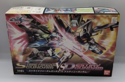 Bandai BB Senshi/SEED DESTINY Mobile Suit Gundam Seed DESTINY [Strike Freedom Gundam vs. Destiny Gundam]