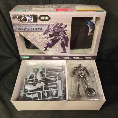 Kotobukiya Frame Arms Strauss