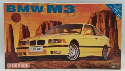 Dragon 1/24 EXOTIC CAR BMW M3 (Original Emblem) Limited Edition 8001X 8001X