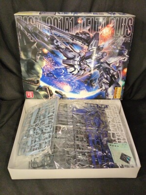 Bandai MG 1/100 Mobile Suit Gundam Unicorn Delta Plus image 1