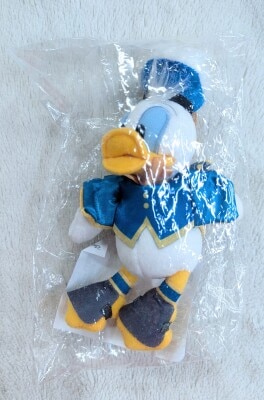 Sunny Side Up Happy Kuji Disney IDOL ON STAGE B-Prize: Donald Duck Plush charm รูปภาพ 1