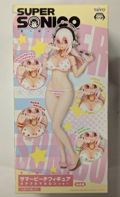 Taito Summer Beach Figure Colorful Macaron ver. Apple Macaron