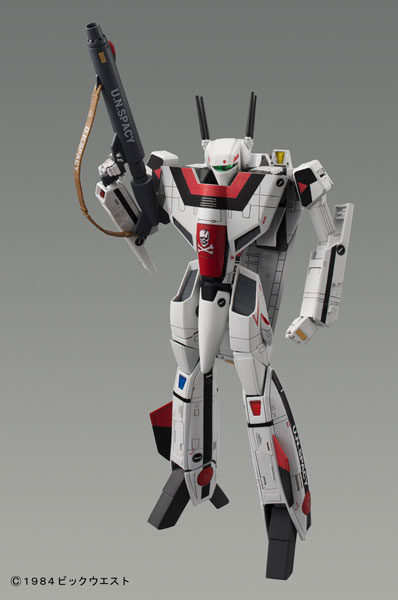 Bandai The Super Dimension Fortress Macross 1/72 VF-1A/S Valkyrie Hikaru Ichijyou Custom Plastic Model