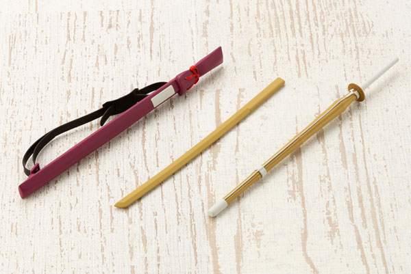Kotobukiya M.S.G Modeling Support Goods Weapon Unit 46 Bamboo Sword & Wooden Sword imagen 1