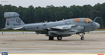 Hasegawa 1/72 EA-6B Prowler "VMAQT-1" Plastic Model