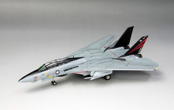 Fine Molds 1/72 F-14A Tomcat TM "USS Independence 1995" Plastic Model รูปภาพ 1