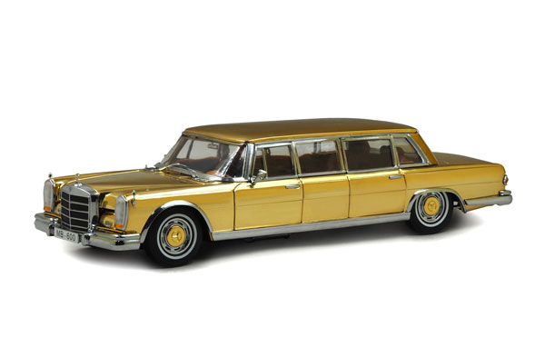 Sunstar 1/18 Mercedes-Benz 600 Pullman 1966 Las Vegas Gold