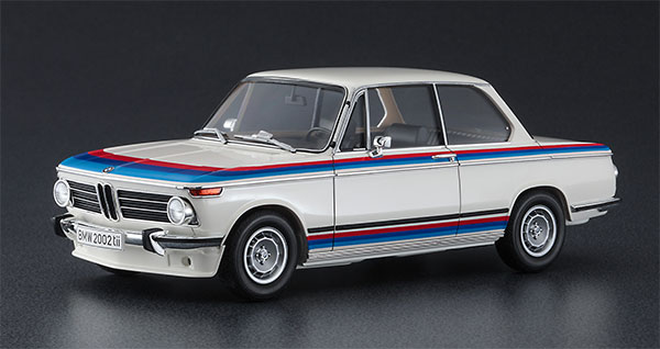 Hasegawa 1/24 BMW 2002 tii w/Chin Spoiler Plastic Model