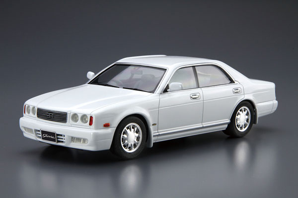 Aoshima The Model Car No.92 1/24 Nissan Y32 Cedric/Gloria Gran Turismo Ultima '92 Plastic Model