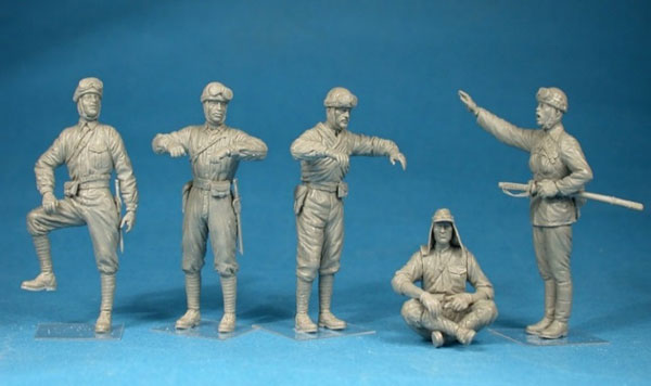 Mini Art 1/35 Japanese Tank Crew Figure (Set of 5) Plastic Model