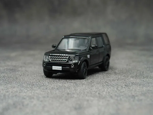 WHELART 1/64 Land Rover Discovery 4 -LHD- Black image 1