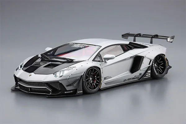 Aoshima 1/24 Liberty Walk No.19 LB Works Lamborghini Aventador Limited Edition Ver.1 Plastic Model Bild 1