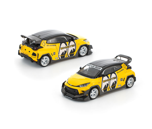 POP RACE 1/64 Pandem Yaris Mooneyes