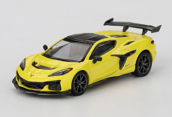 MINI GT 1/64 Chevrolet Corvette ZR1 Accelerate Yellow (Left-hand Steering)